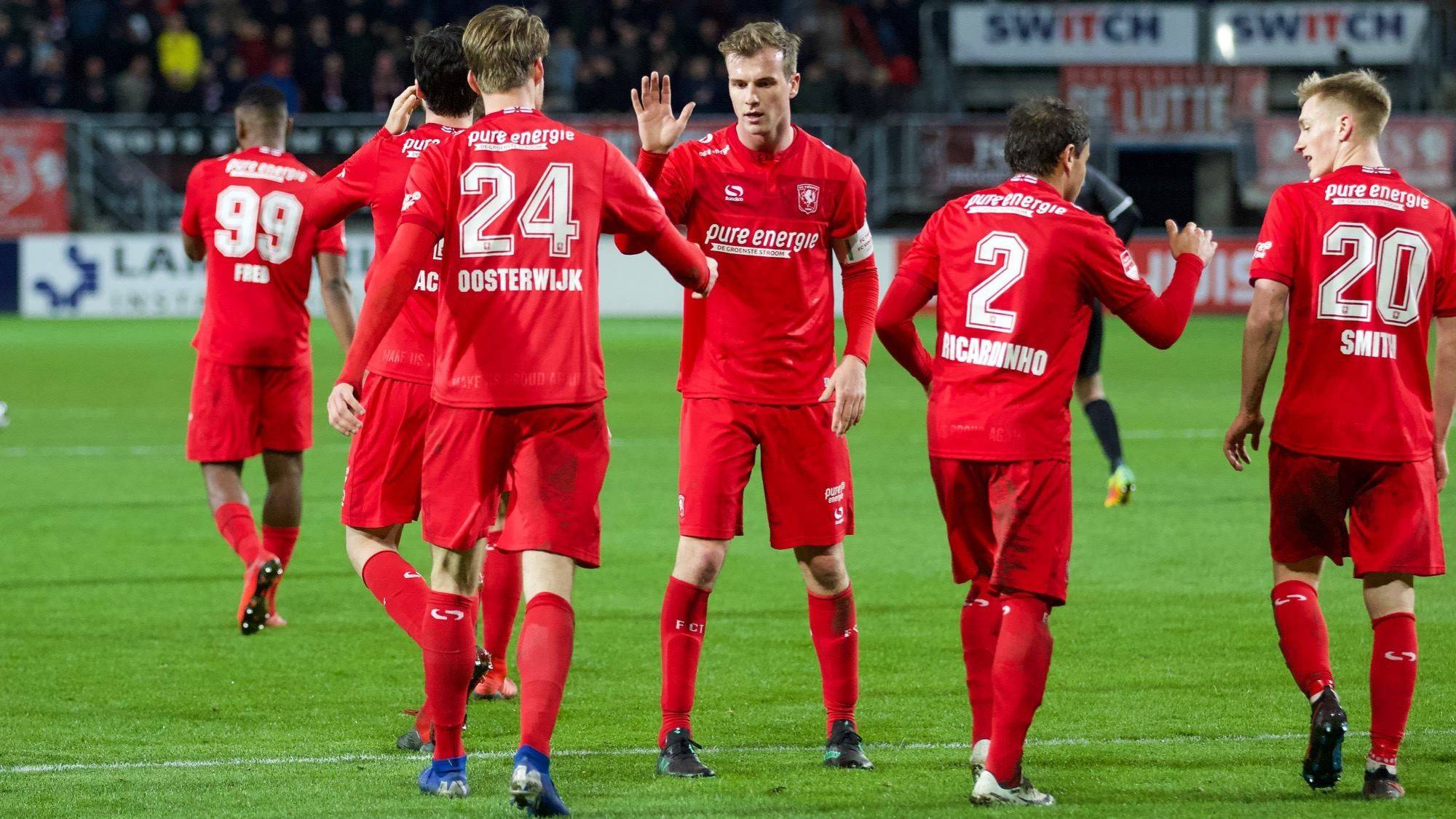 象征着他在 象征着他在