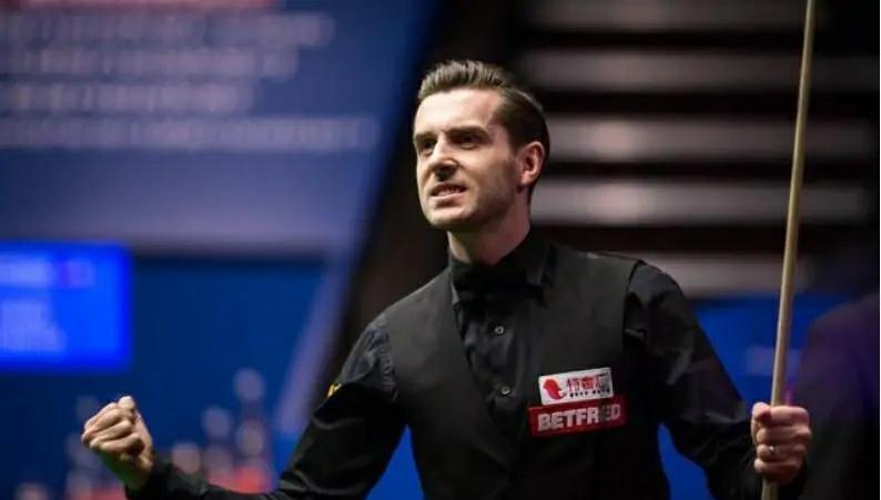 帮助她在比 帮助她在比