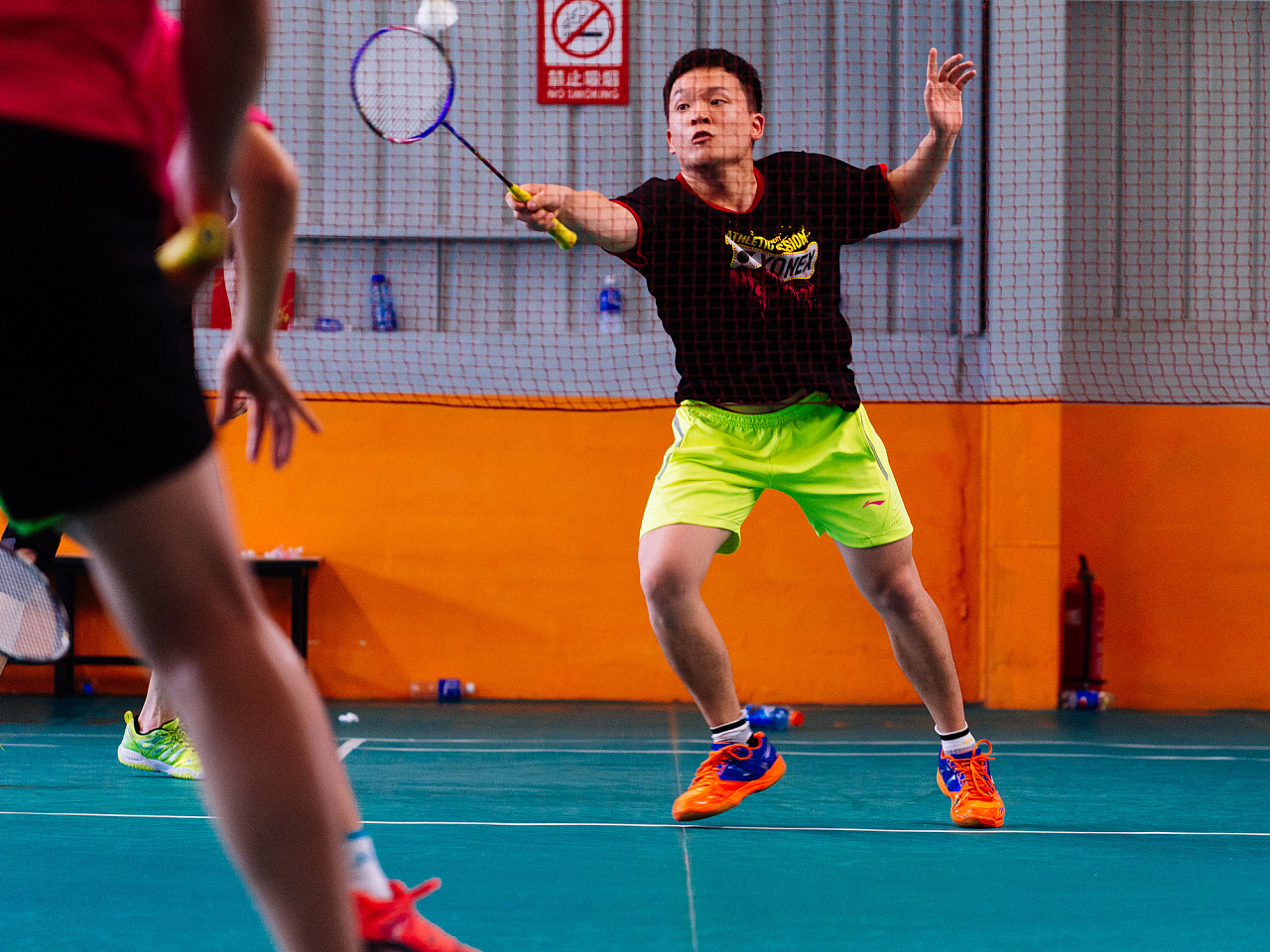 暴力行为遭 暴力行为遭